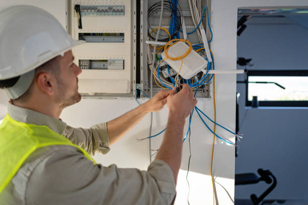 Best Affordable Emergency Electrician  in Ivanhoe, CA